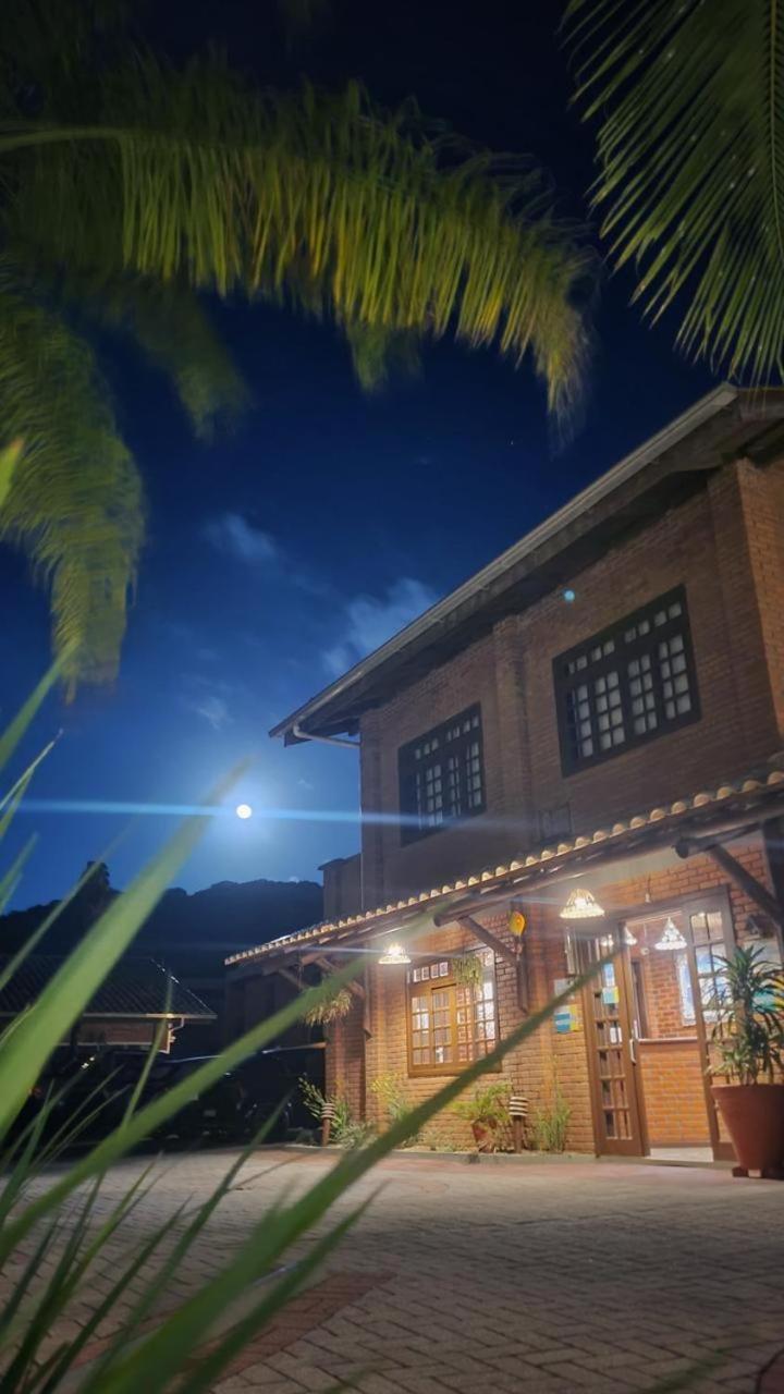 Inn Ponta Do Lobo 2*